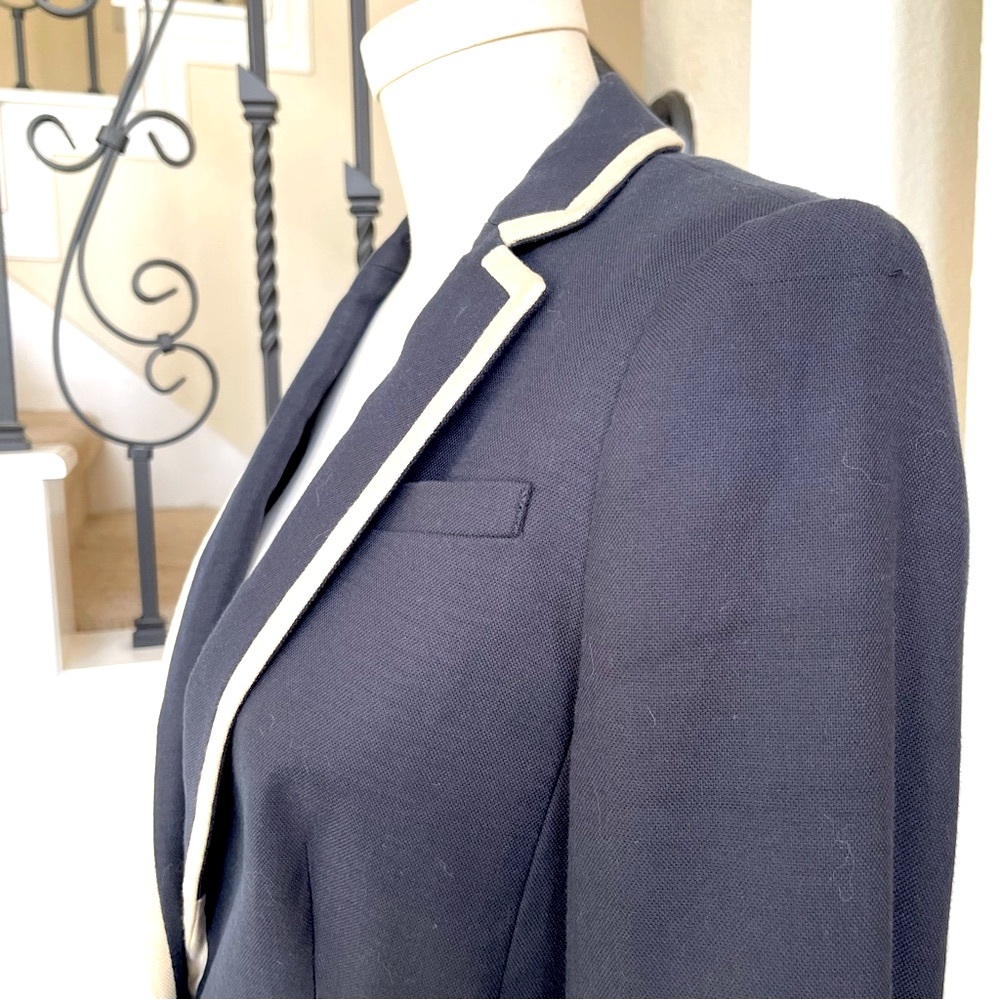 Banana Republic tipped blazer navy blue cream size 4 - Picture 4 of 4